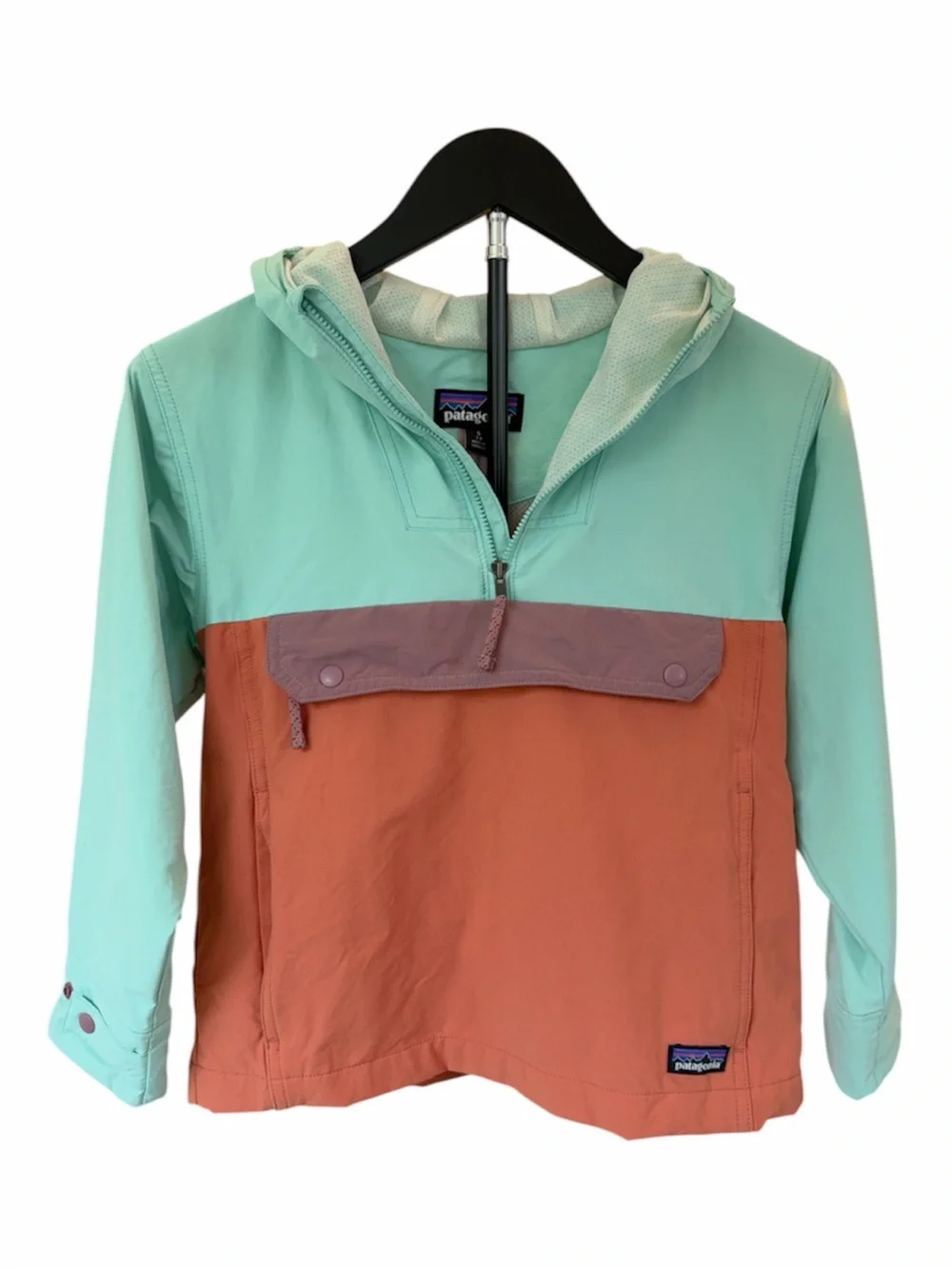 Patagonia hooded anorak